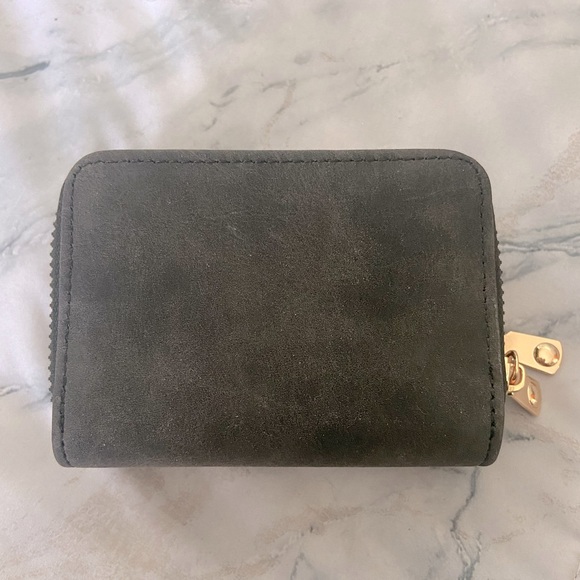 Small wallet - Picture 1 of 3